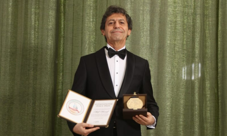Dünyaca Ünlü Yazar Akif Manaf 2025 Yılı International Peace Prize Ödülü’nü aldı - Birlik Haber Ajansı